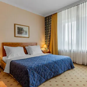 **** Hotel Natsionalny Ukraine