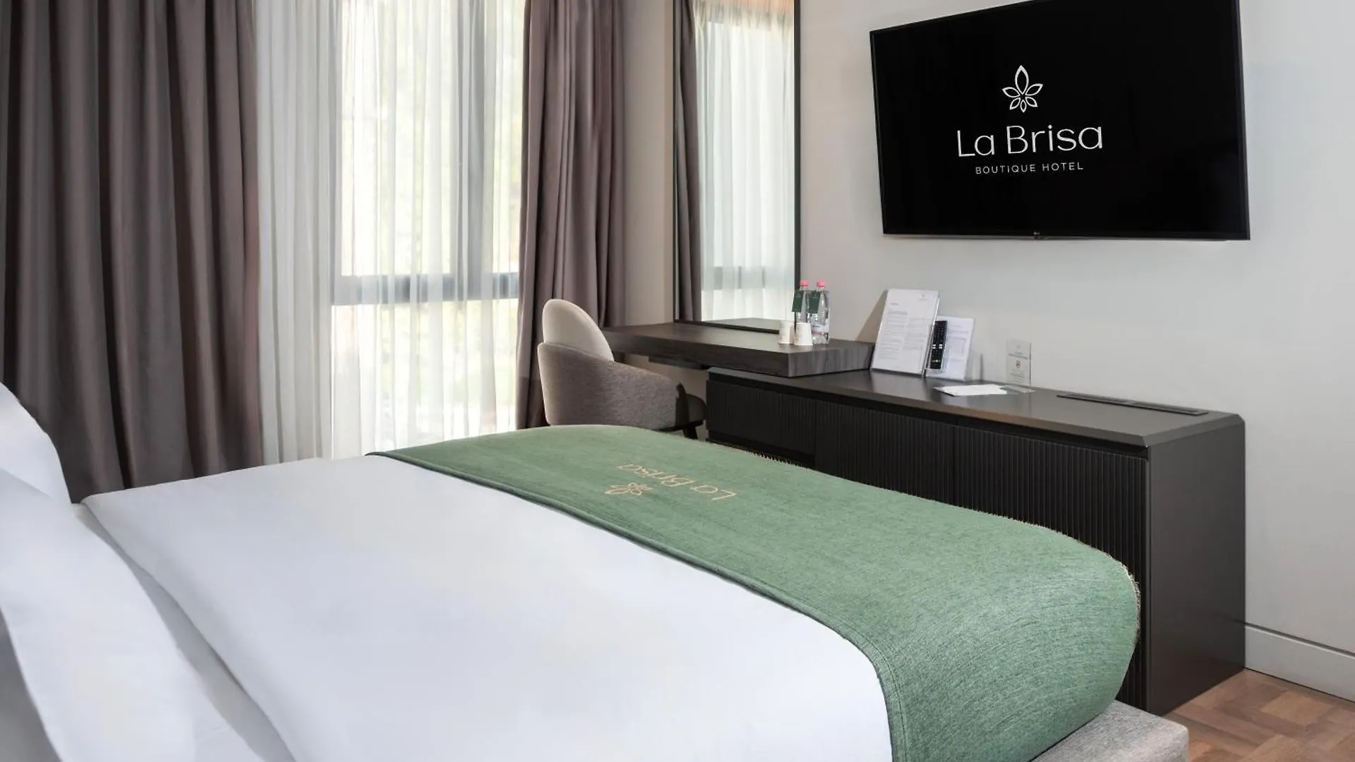 La Brisa Boutique Hotel Dhërmi 5*,